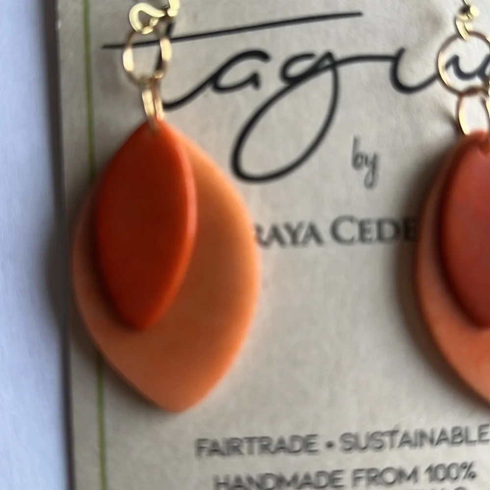 NWT Tagua Nut Ecuadorian Fair Trade Earrings - Picture 2 of 5